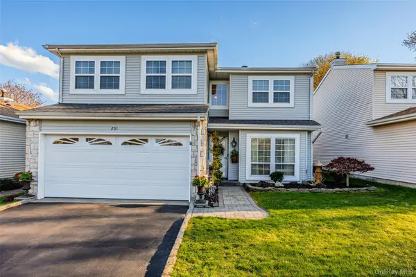 201 Colony Drive, Holbrook, NY 11741