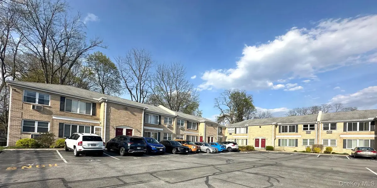 250 Beechwood Avenue #11B, Poughkeepsie, NY 12601 - #1