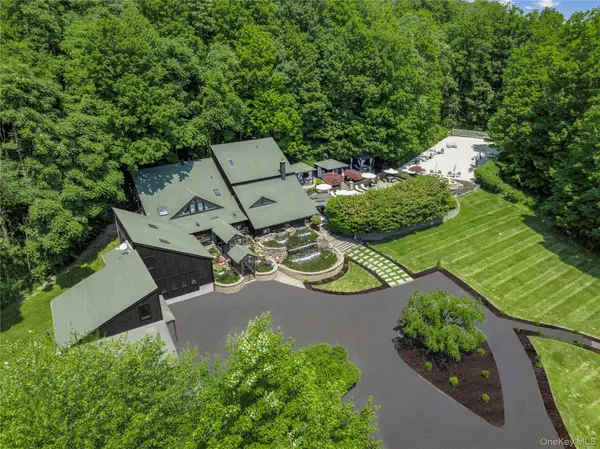 19 Greentree Lane, Chester, NY 10918