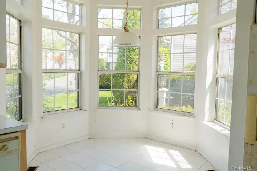 23 Roundtop Road, Yonkers, NY 10710 - #3