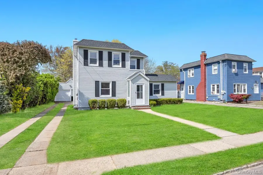 577 Lowell Street, Westbury, NY 11590 - #2