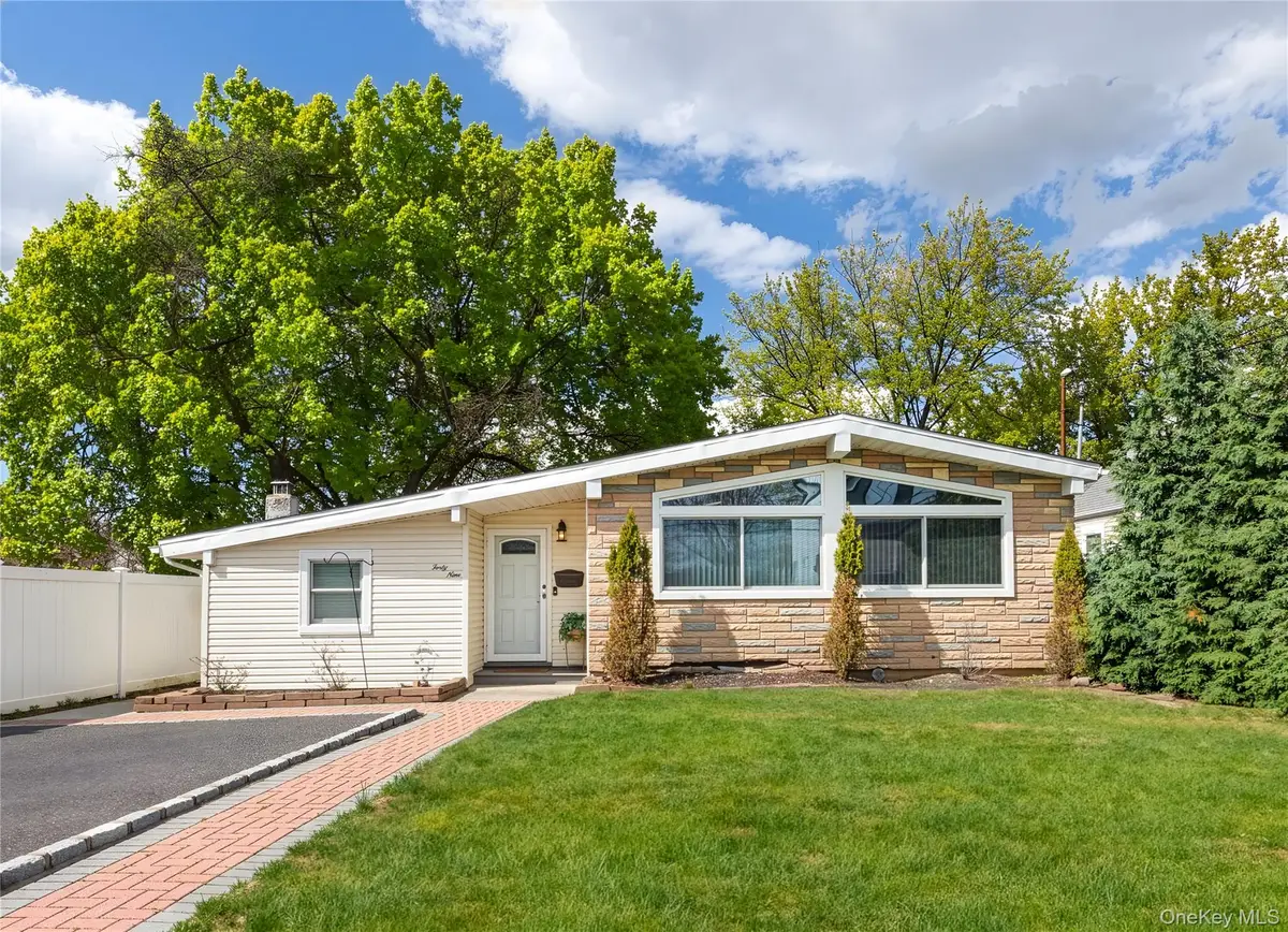 49 Campbell Street, Patchogue, NY 11772 - #1