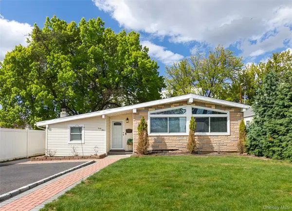 49 Campbell Street, Patchogue, NY 11772