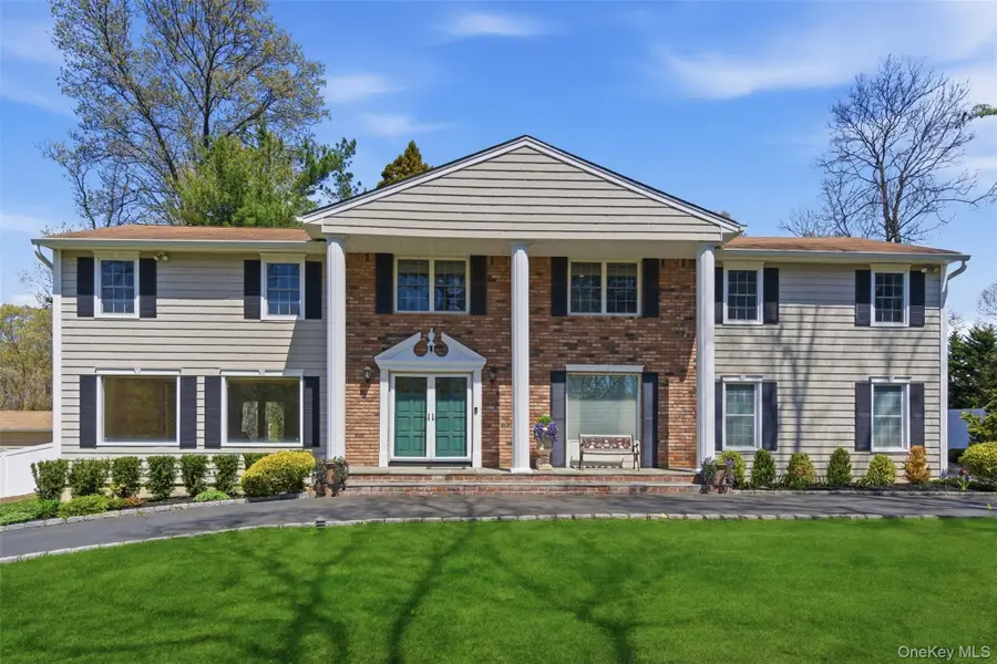 20 Hemingway Drive, Dix Hills, NY 11746 - #2