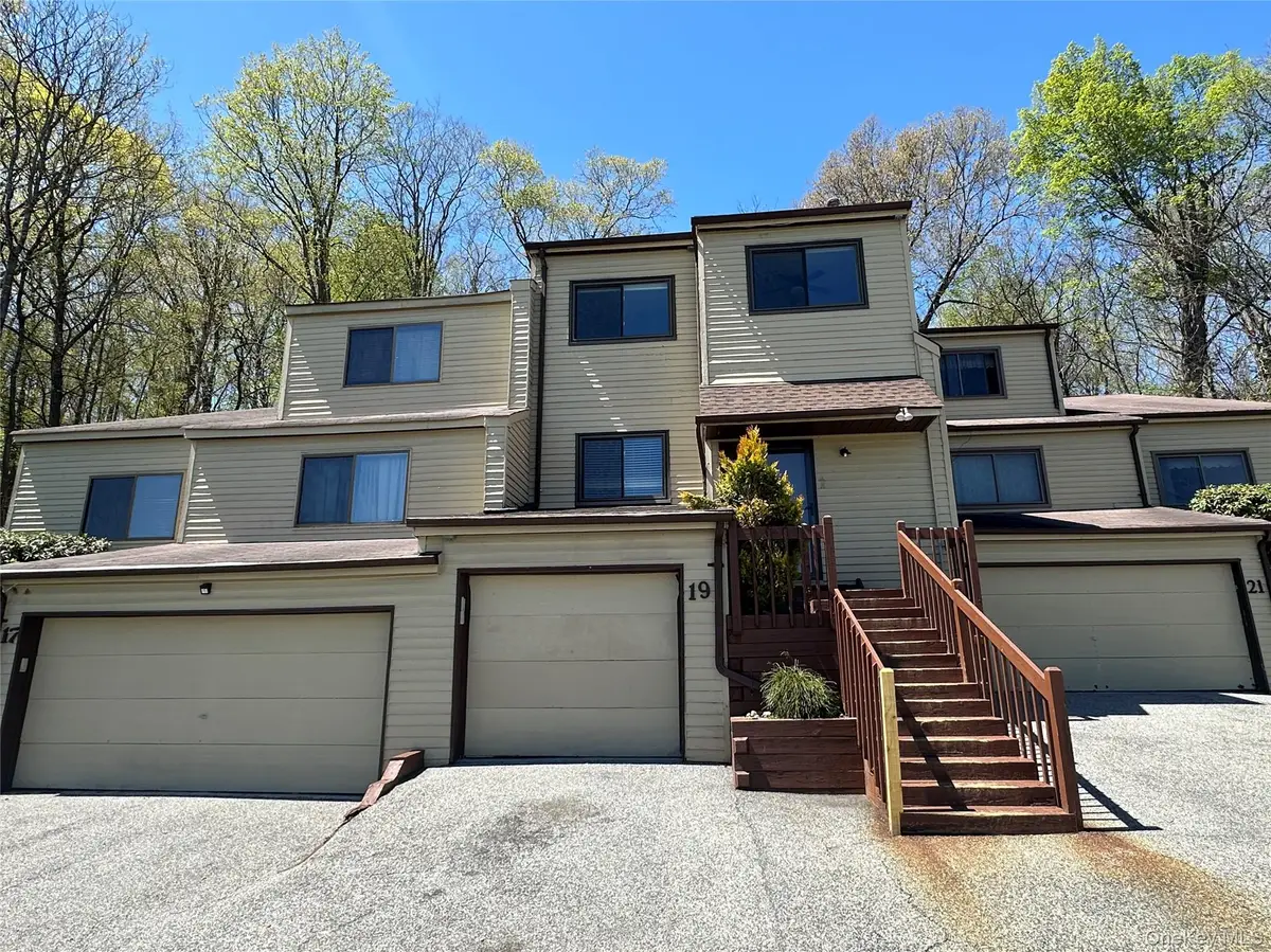 19 Butternut Court, Highland Mills, NY 10930 - #1
