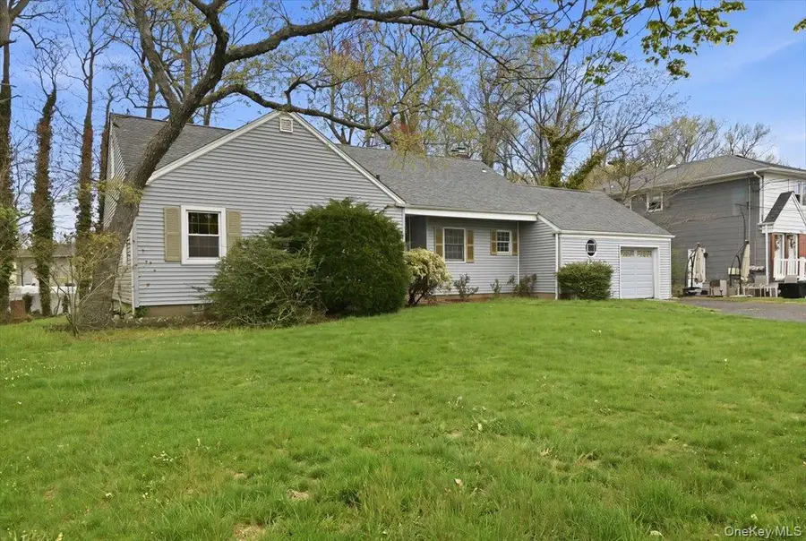 1536 Wantagh Avenue, Wantagh, NY 11793 - #2