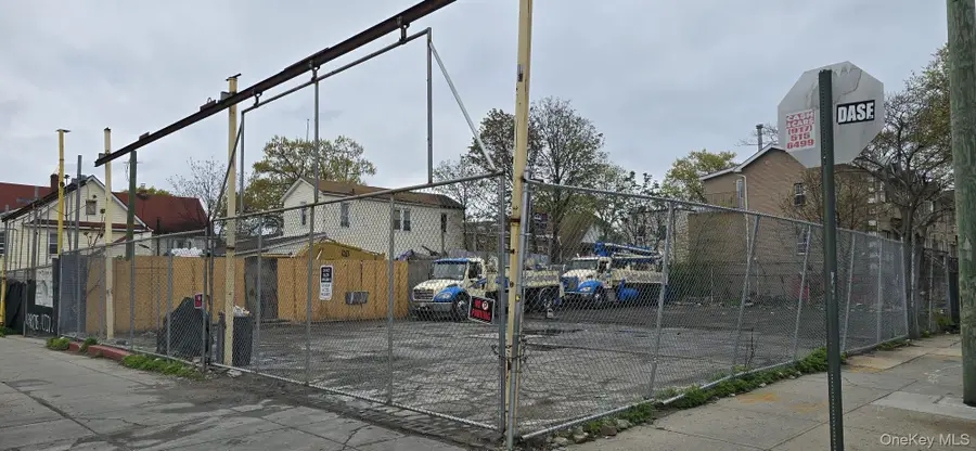 109-17 Sutphin Blvd, Jamaica, NY 11435 - #3