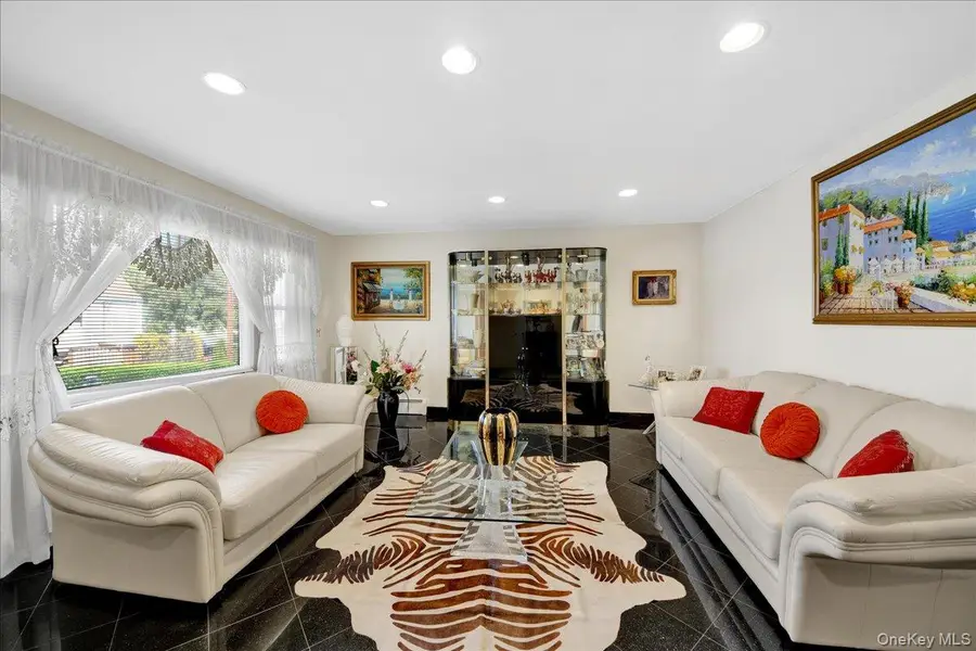 1149 Jensen Avenue, Mamaroneck, NY 10543 - #2