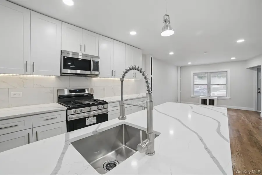 4069 Grace Avenue, Bronx, NY 10466 - #3