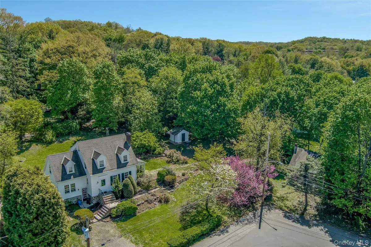 16 Sunset View Drive, West Nyack, NY 10994 - #1