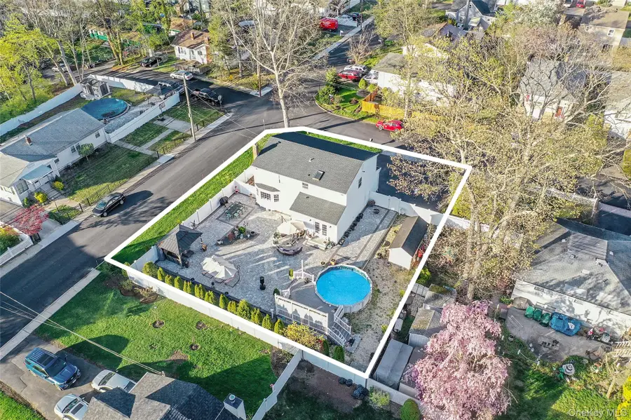 26 Emerald Street, Lake Ronkonkoma, NY 11779 - #2