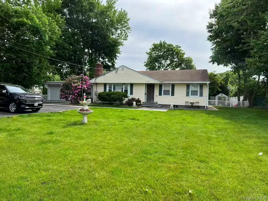 243 Jakson Ave, Syosset, NY 11791 - #3