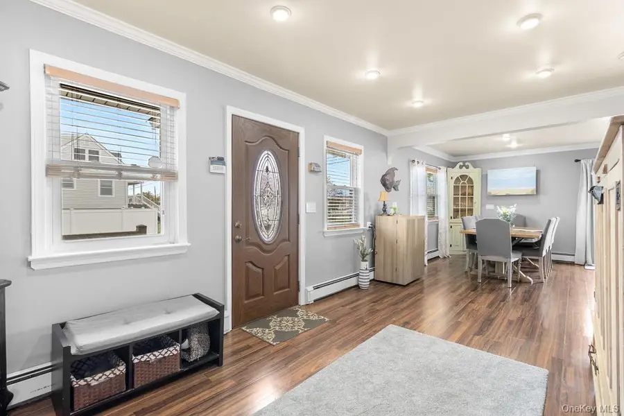 228 W Riviera Drive, Lindenhurst, NY 11757 - #2