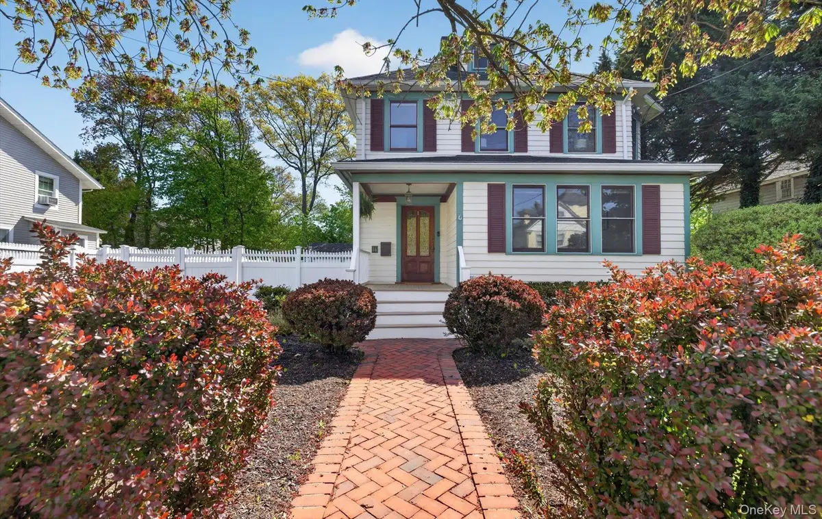 14 Franklin Avenue, Glen Cove, NY 11542 - #1