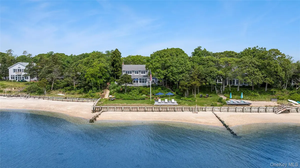 1497 Peconic Bay Boulevard, Laurel, NY 11948 - #1