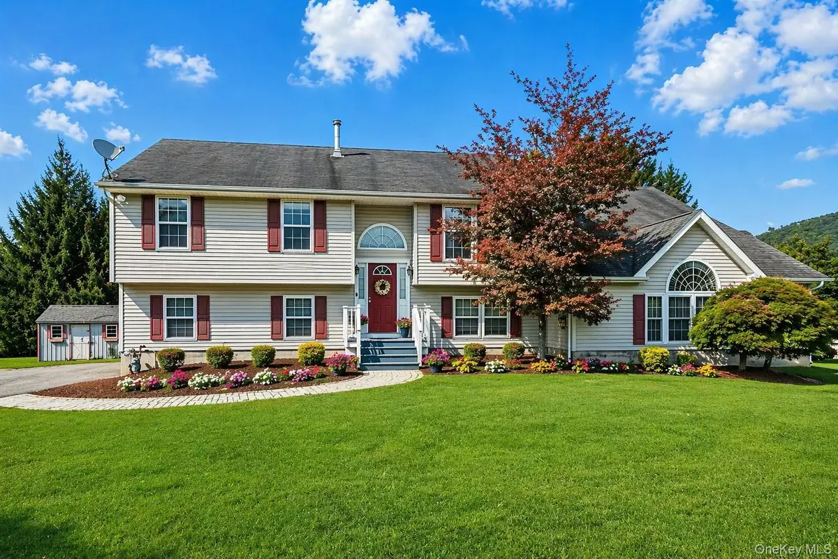 20 Bernadette Way, Washingtonville, NY 10992 - #1