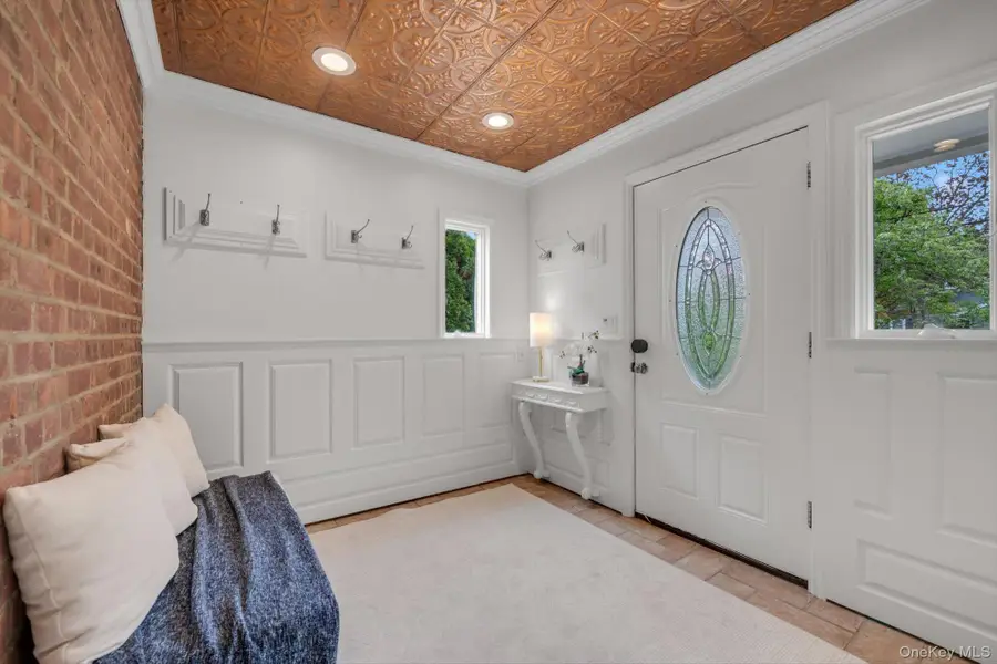 33 Poplar Place, Port Washington, NY 11050 - #2