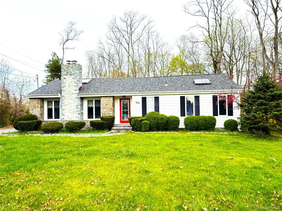 901 Broadway Avenue, Holbrook, NY 11741 - #2