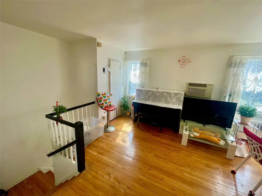 25143 71st Avenue #119B, Bellerose, NY 11426 - #3