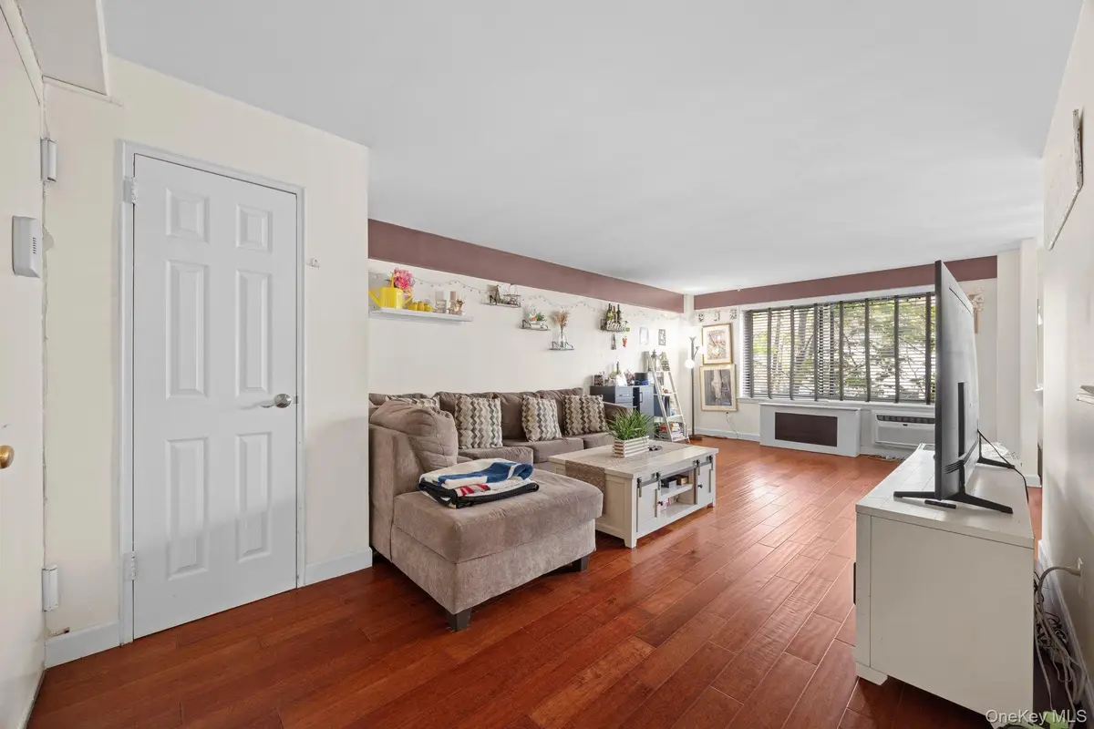 25 Lake Street #2E, White Plains, NY 10603 - #1