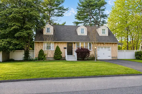 118 Foster Road, Ronkonkoma, NY 11779