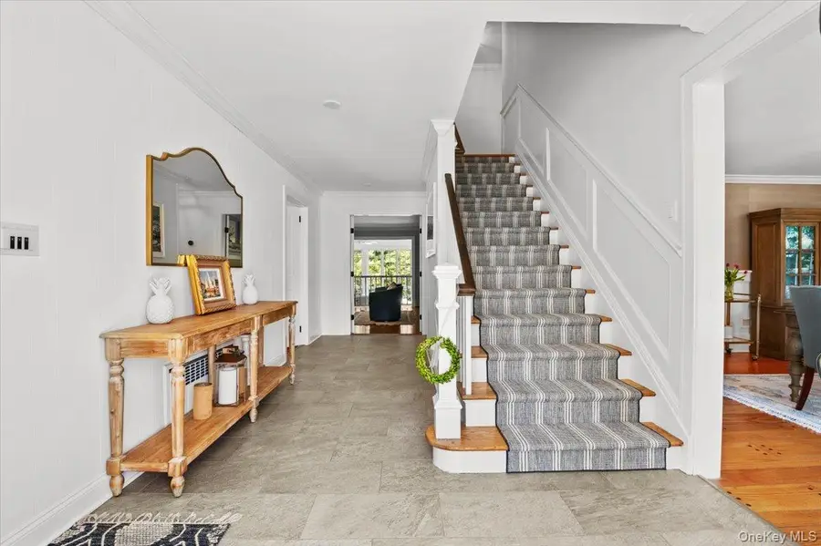 1 Horseshoe Path, Lloyd Harbor, NY 11743 - #2