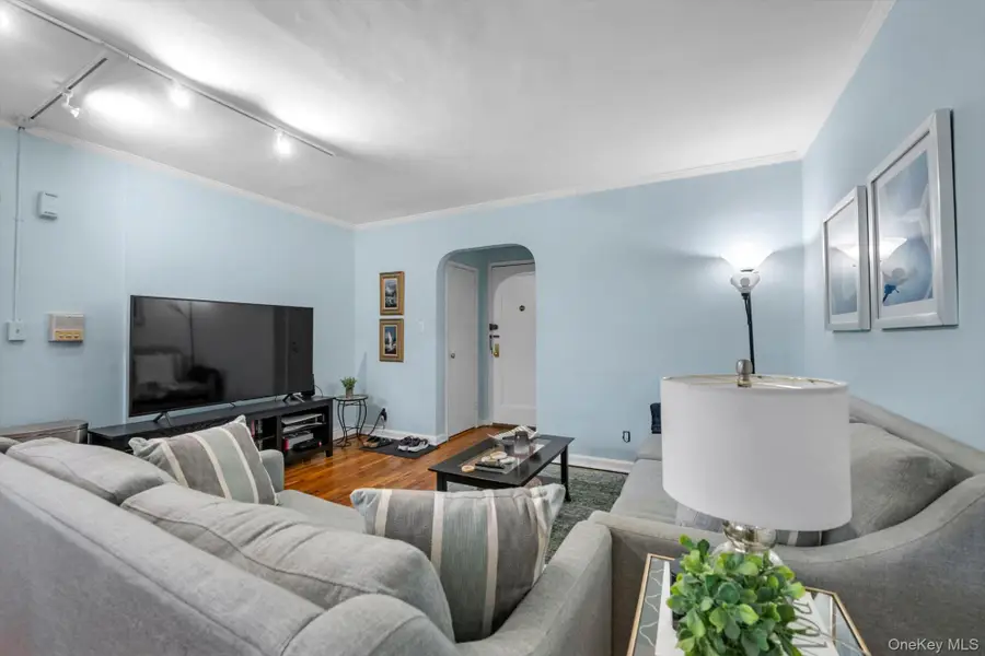 58 Grace Avenue #1G, Great Neck, NY 11021 - #3