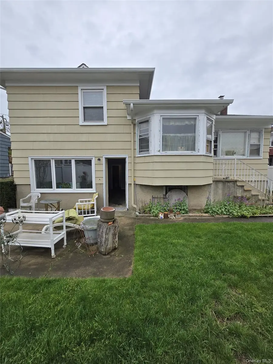 2544 Bayswater Avenue, Far Rockaway, NY 11691 - #3