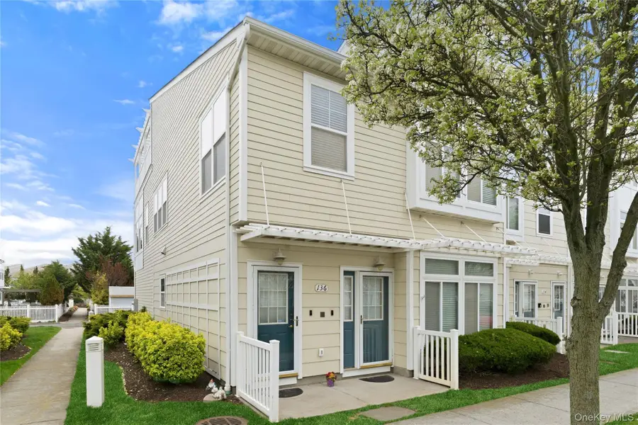 136 Meridian Boulevard, Arverne, NY 11692 - #3