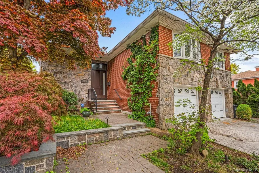 13839 11th Avenue, Malba, NY 11357 - #2