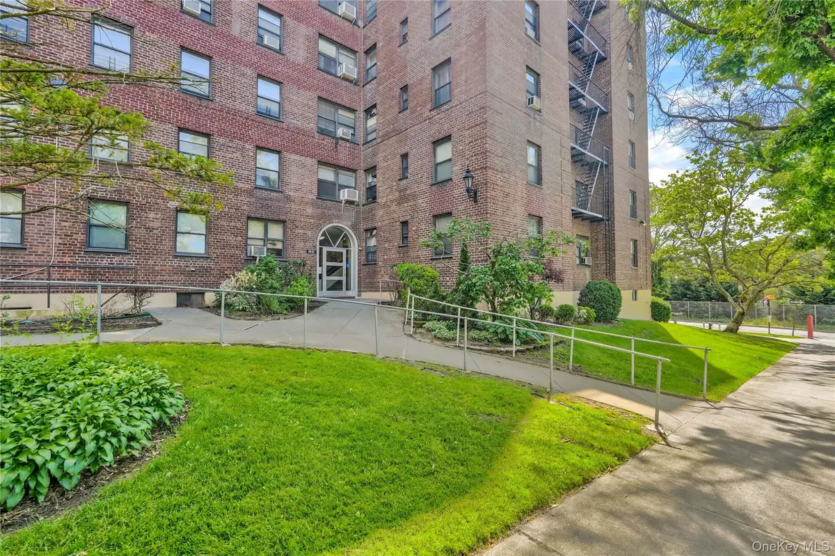 141-10 25 Road #2F, Flushing, NY 11354 - #1