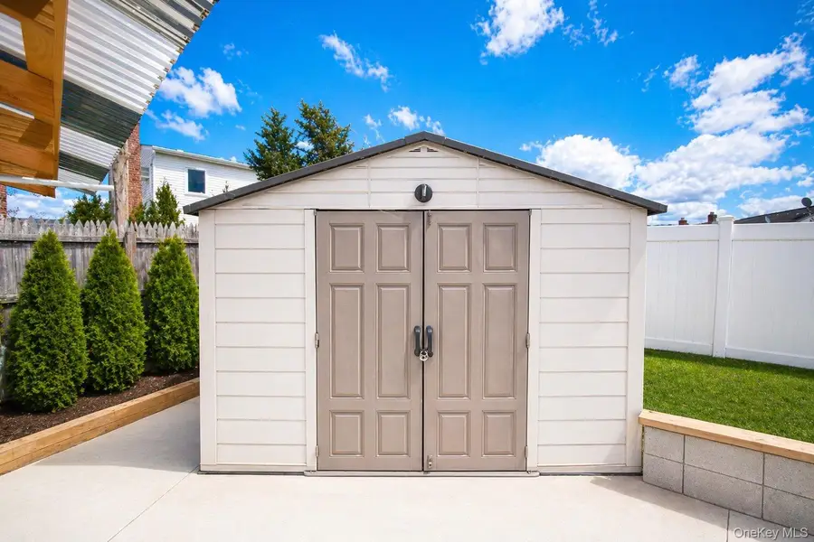 65 Cheshire Road, Bethpage, NY 11714 - #3