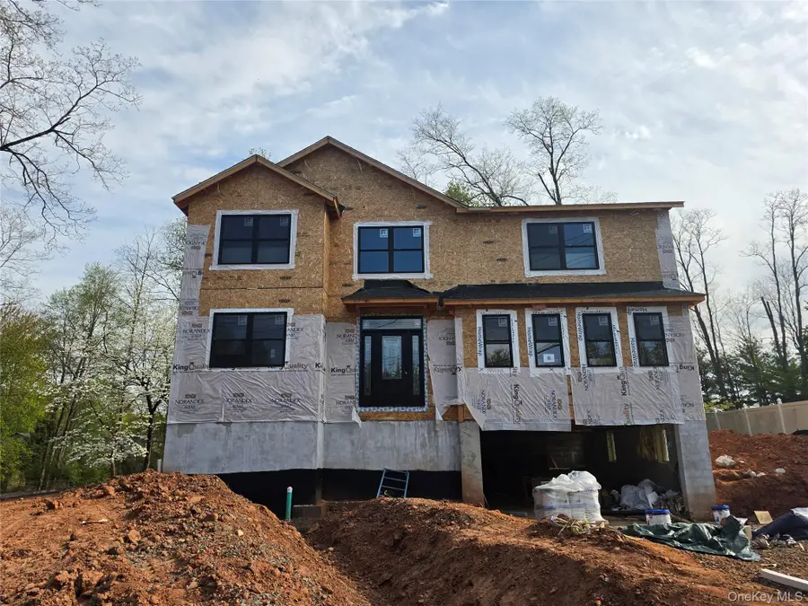 71 Gilchrest Road, Valley Cottage, NY 10989 - #3