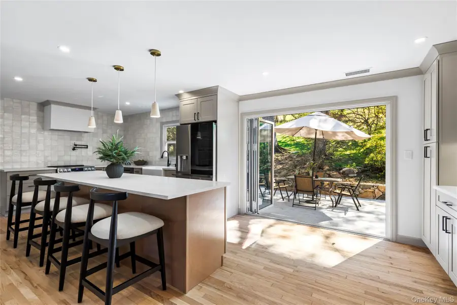 816 Hardscrabble Road, Chappaqua, NY 10514 - #2