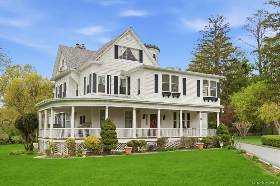 89 Duck Pond Road, Glen Cove, NY 11542 - #2