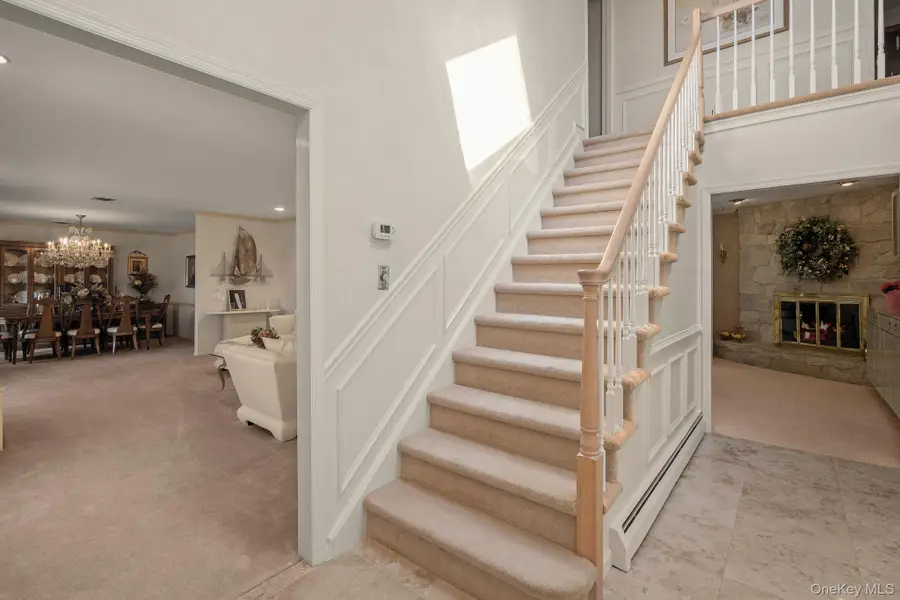 32 Fairway Place, Cold Spring Harbor, NY 11724 - #2