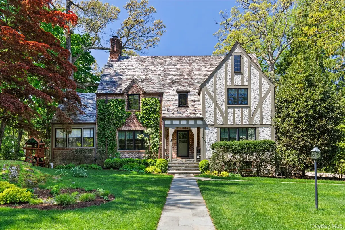 10 Woodland Drive, Rye, NY 10580 - #1