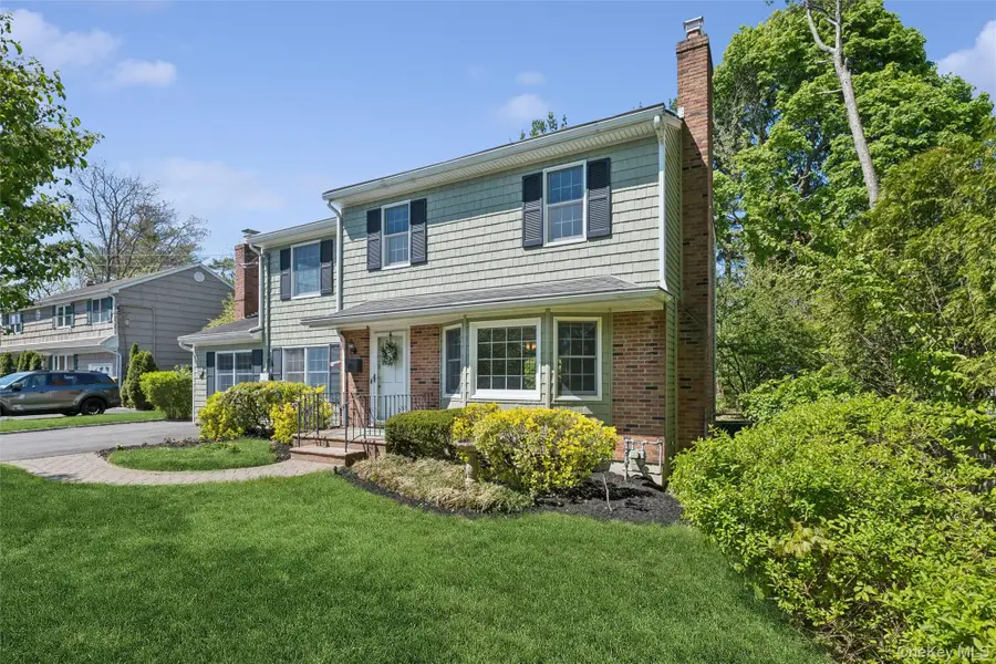 22 Baylis Place, Syosset, NY 11791 - #3