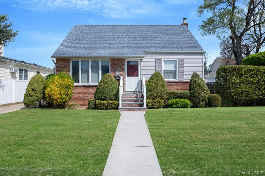 216 Doris Avenue, North Bellmore, NY 11710 - #2