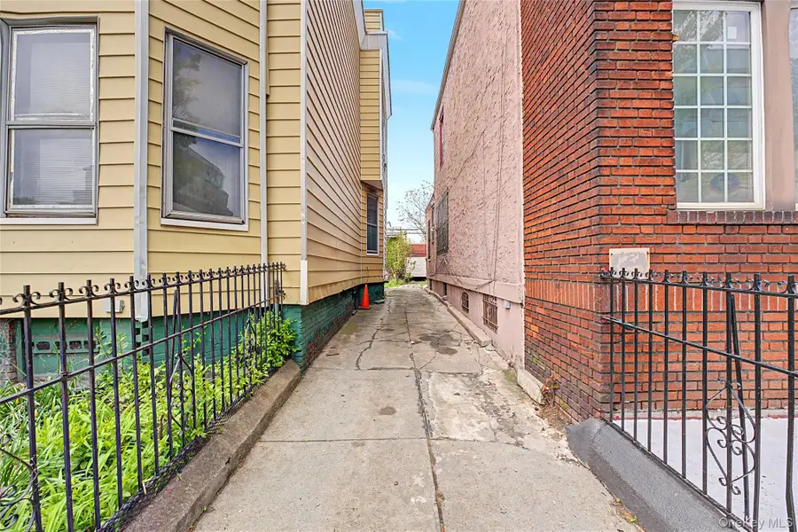 124 Pennsylvania Avenue, Brooklyn, NY 11207 - #2