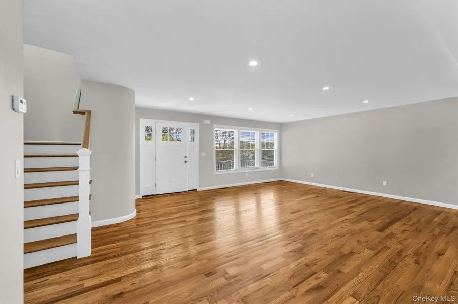 191 N Huron Street, Ronkonkoma, NY 11779 - #3