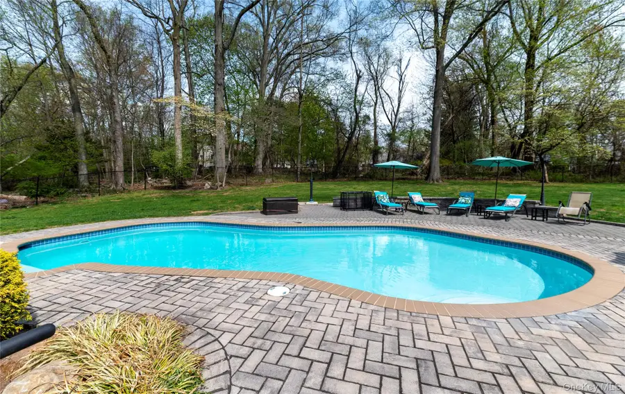 102 Robinhood Lane, West Nyack, NY 10994 - #3