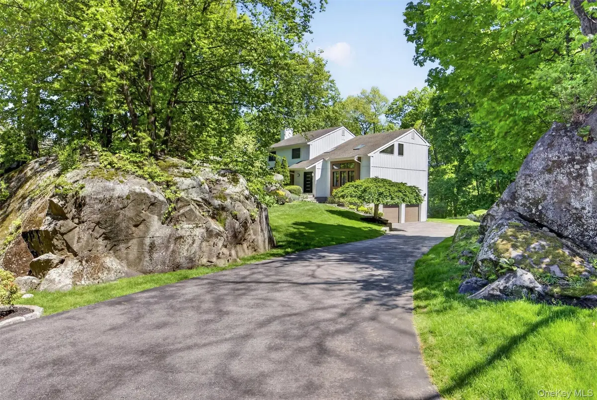 8 Amalfi Drive, Cortlandt Manor, NY 10567 - #1
