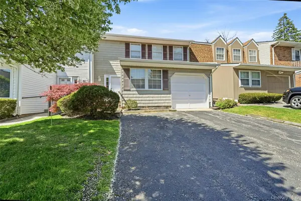 29 Jennings Lane, Woodbury, NY 11797