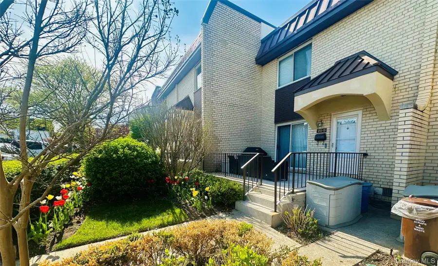 215-15 23rd Avenue #TH  10, Bayside, NY 11360 - #2