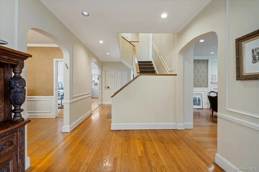 60 Broadway, Lawrence, NY 11559 - #3