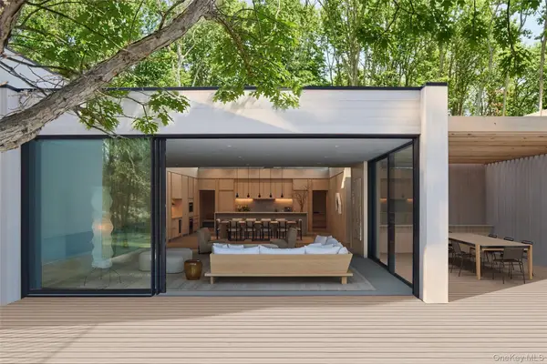 11 Sunnyside Avenue, Shelter Island, NY 11964