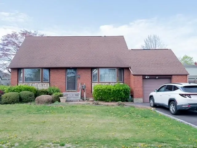 9 Goshen Street, Deer Park, NY 11729 - #1