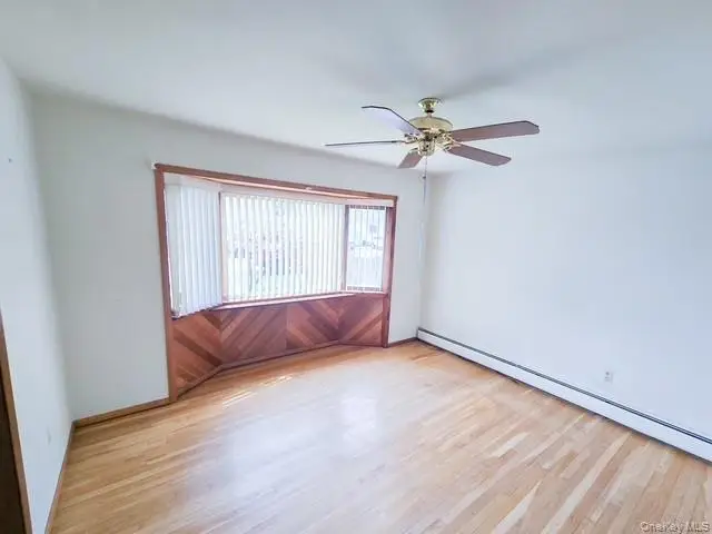 9 Goshen Street, Deer Park, NY 11729 - #3