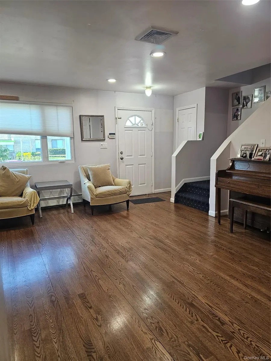 1710 Brookhaven Avenue, Far Rockaway, NY 11691 - #3